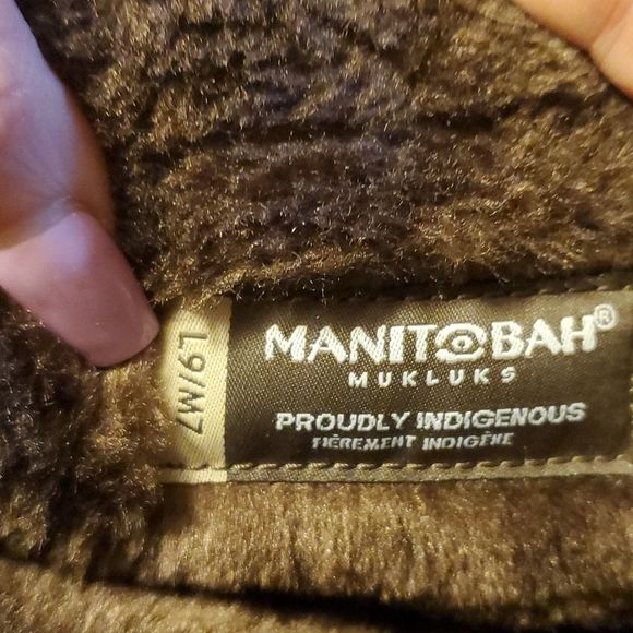 Waterproof Snowy Owl - Picture 8 of 10